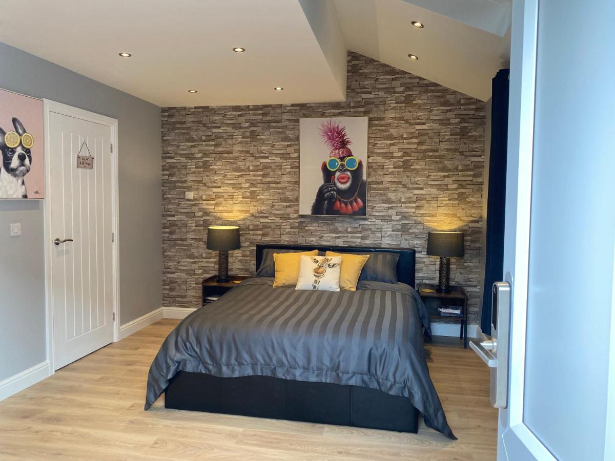 Modern Luxury 1 Bed Apartment With Parking Near Stansted Airport Stansted Mountfitchet Buitenkant foto