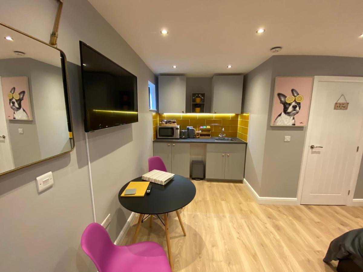 Modern Luxury 1 Bed Apartment With Parking Near Stansted Airport Stansted Mountfitchet Buitenkant foto