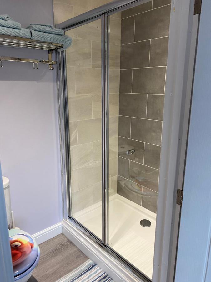 Modern Luxury 1 Bed Apartment With Parking Near Stansted Airport Stansted Mountfitchet Buitenkant foto
