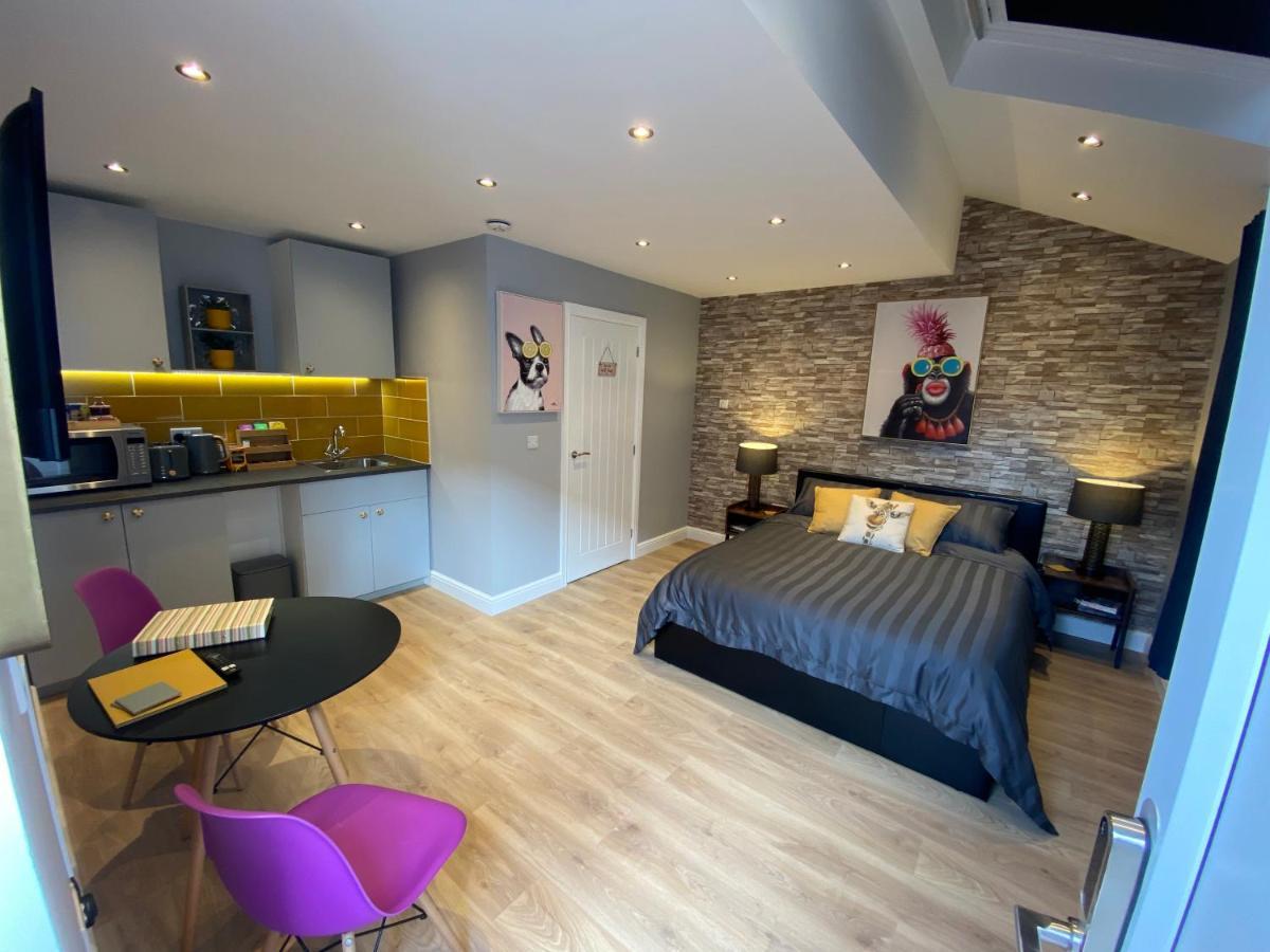 Modern Luxury 1 Bed Apartment With Parking Near Stansted Airport Stansted Mountfitchet Buitenkant foto
