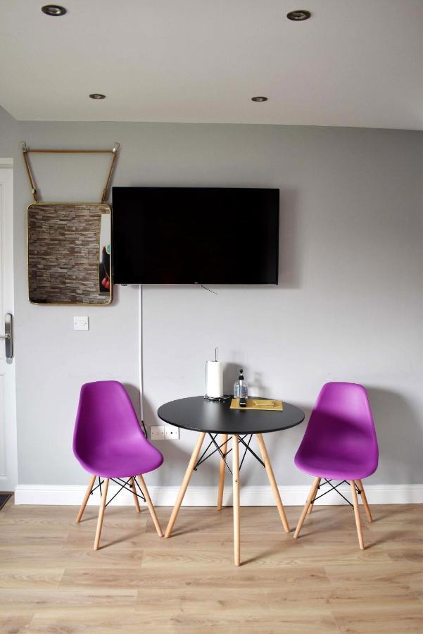 Modern Luxury 1 Bed Apartment With Parking Near Stansted Airport Stansted Mountfitchet Buitenkant foto